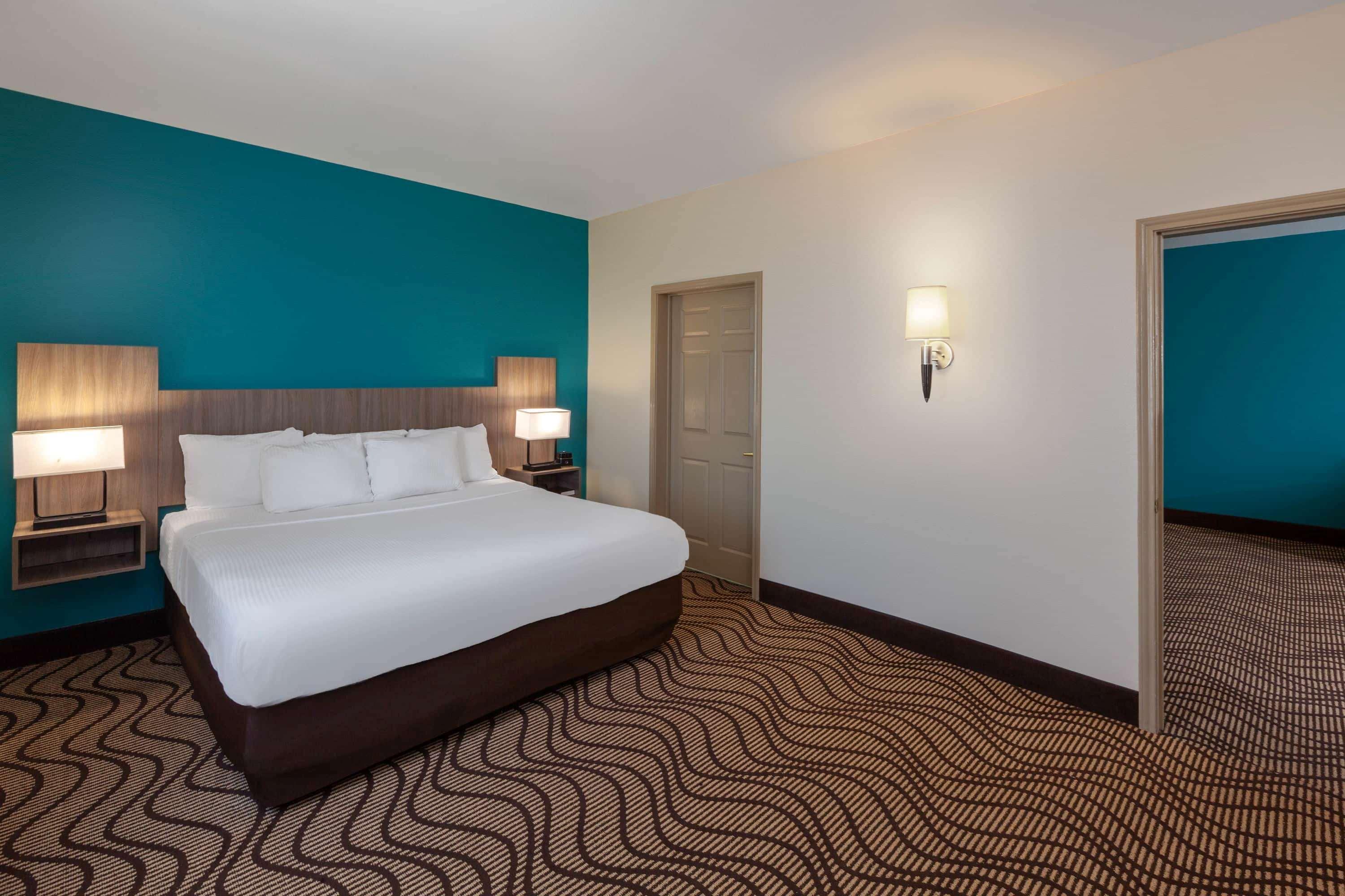 La Quinta By Wyndham Midland North Hotel Exterior foto