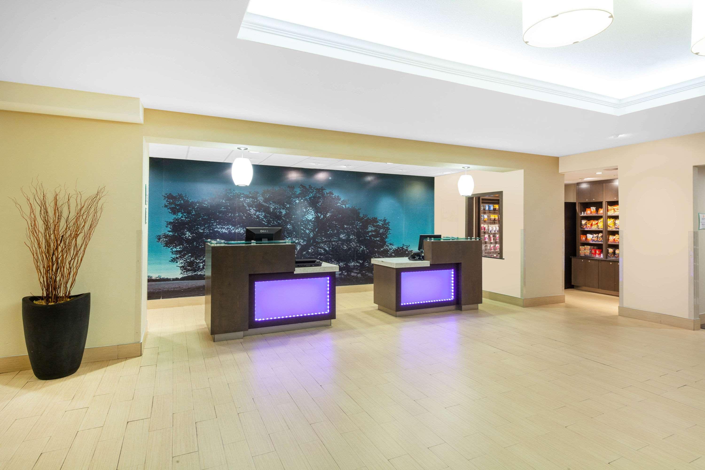 La Quinta By Wyndham Midland North Hotel Exterior foto